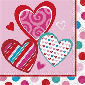 16 serviettes à repas rose avec coeurs asst St-Valentin